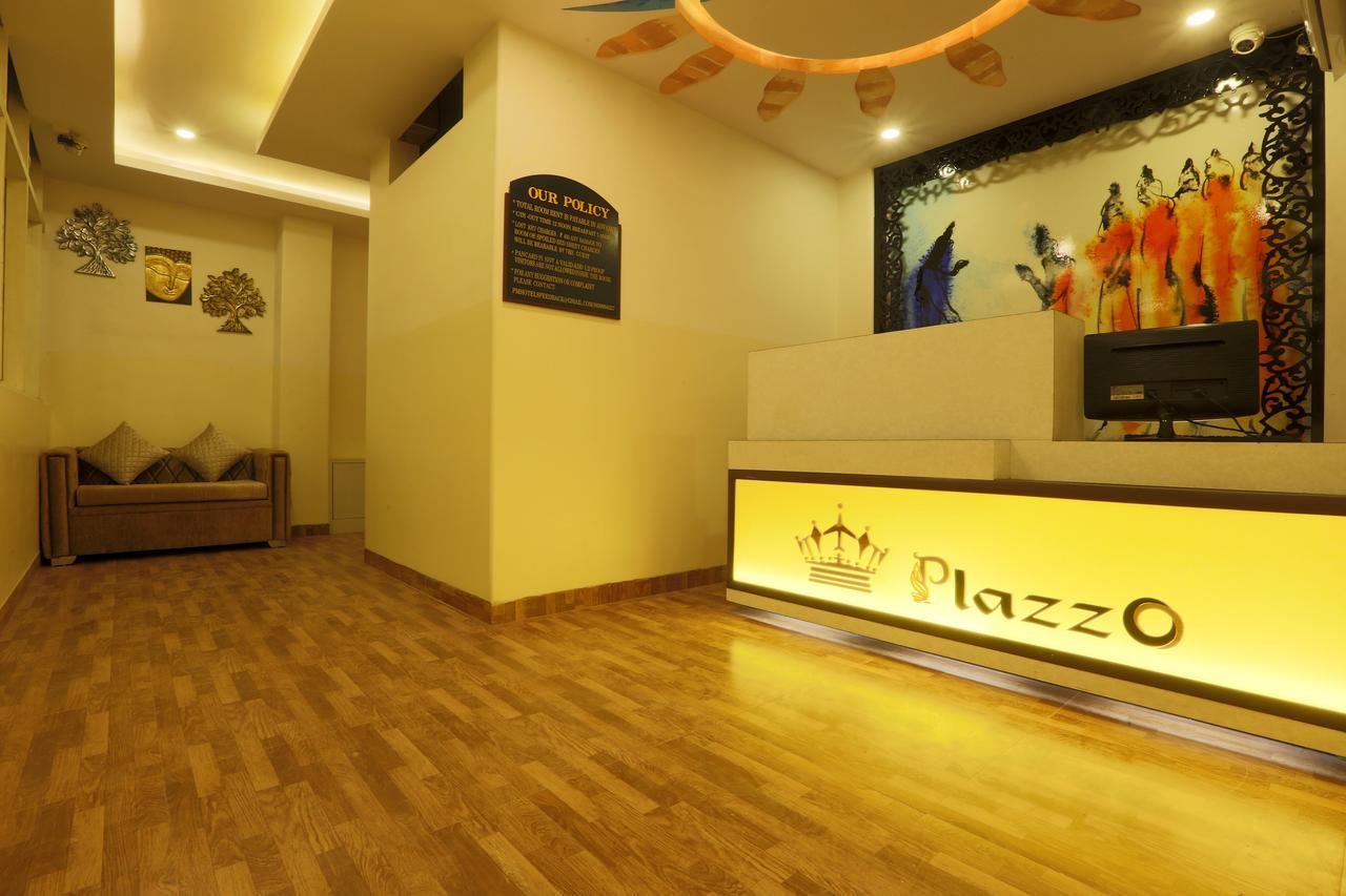 ホテル Plazzo ニューデリー エクステリア 写真